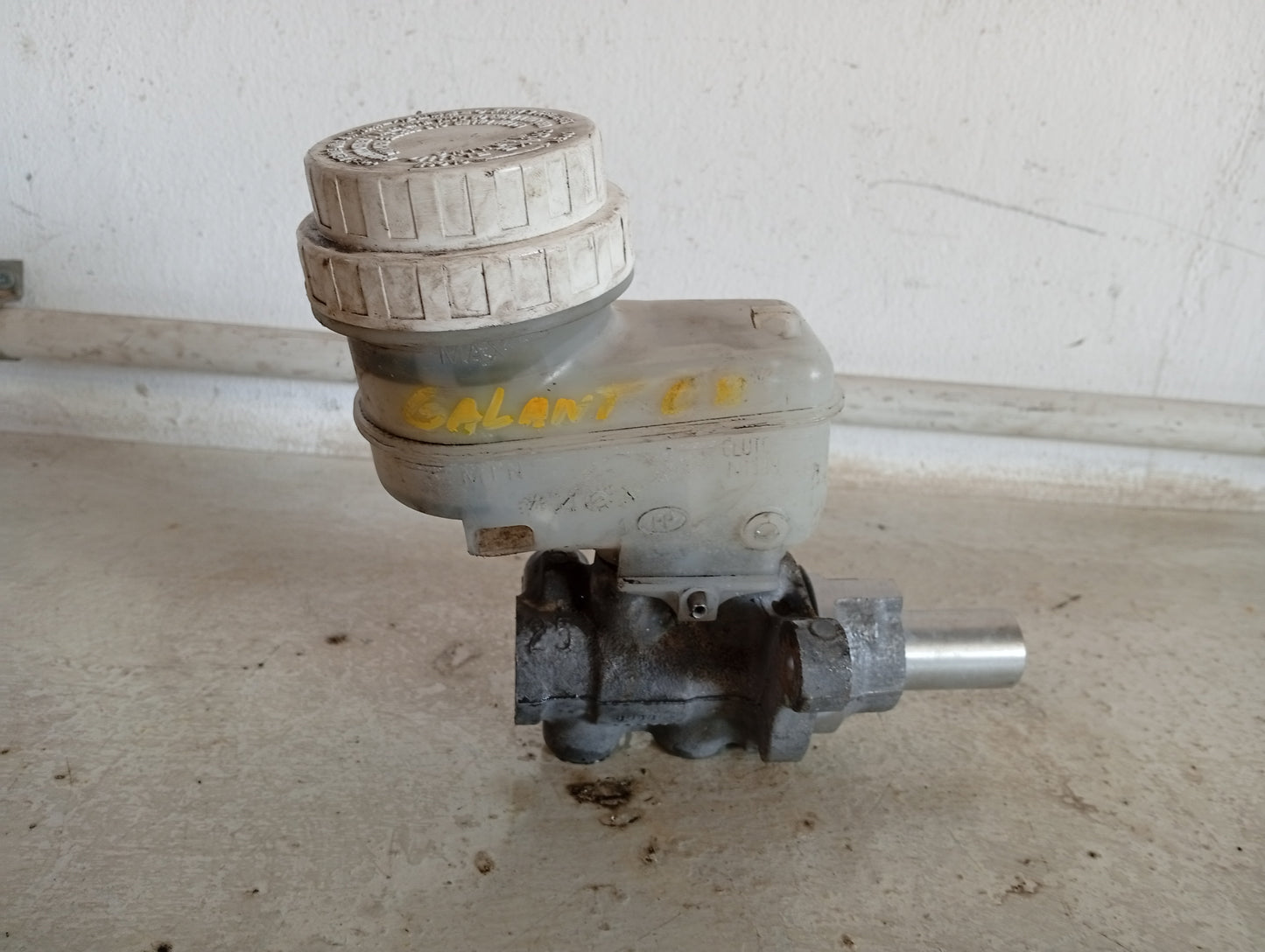 Bomba De Freno Mitsubishi Galant 2008