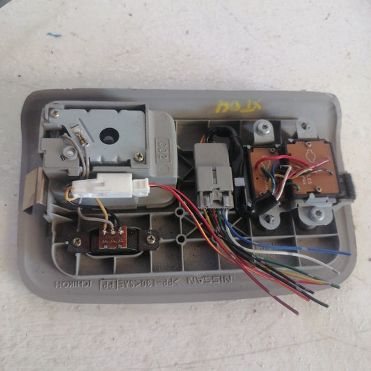 Lampara Luz Techo Quemacoco Nissan Xtrail 2001 2007