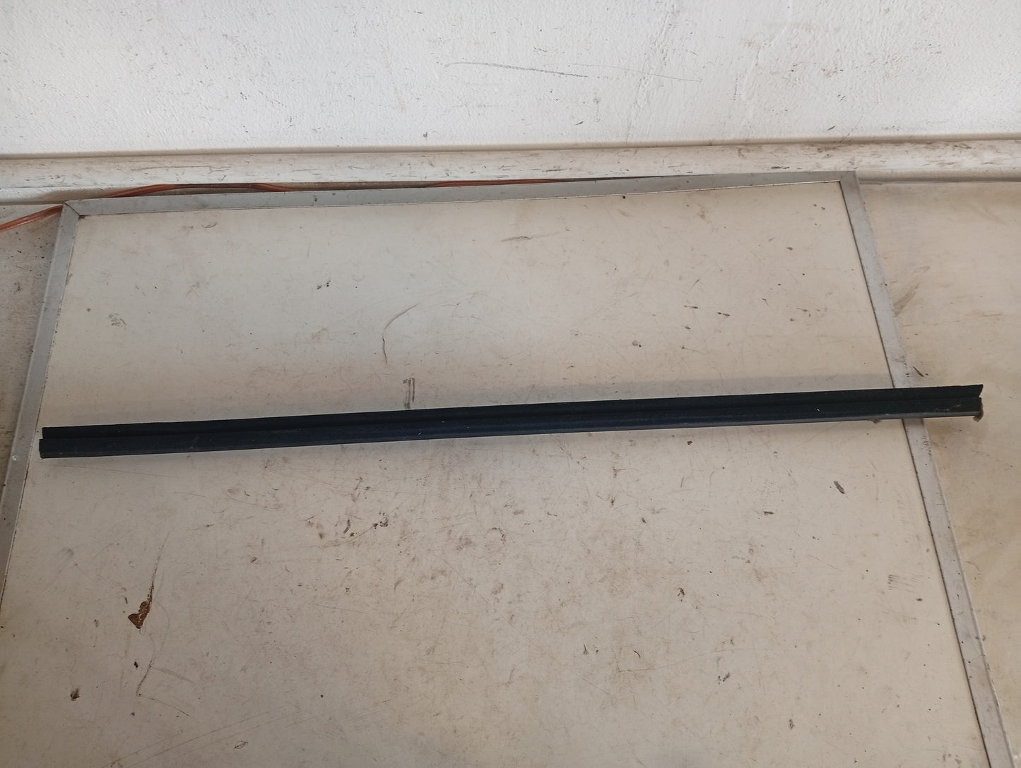 Cepillo Lamevidrio Interno Toyota Highlander 2000 2007