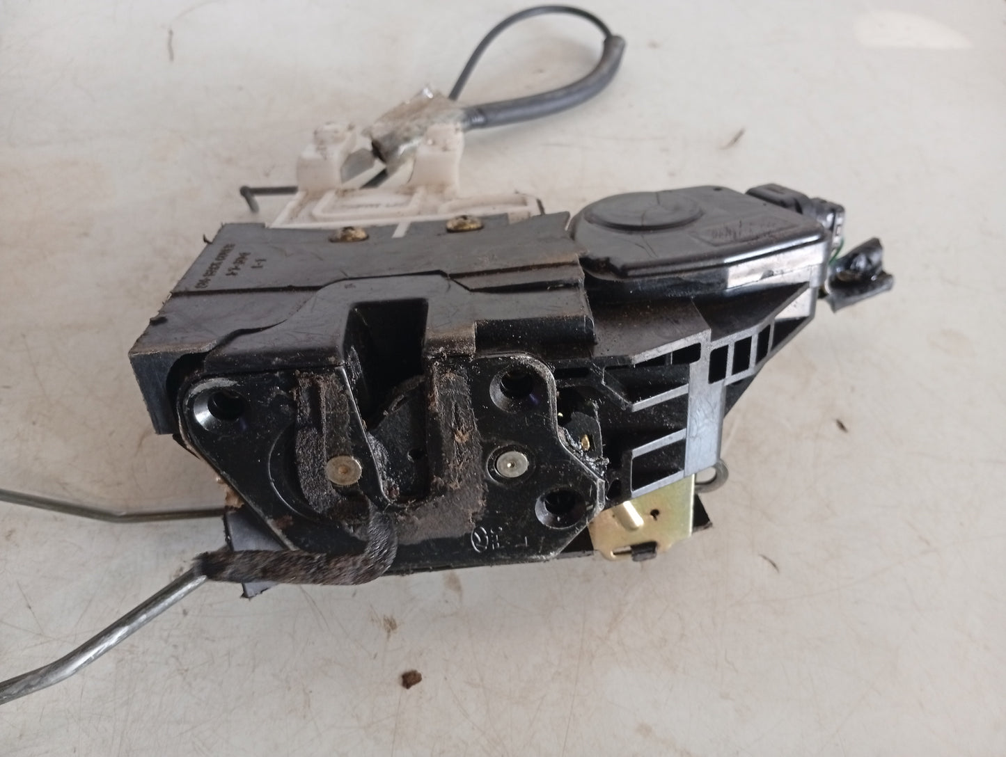 Cerradura Puerta Hyundai Santa Fe 2001 2005
