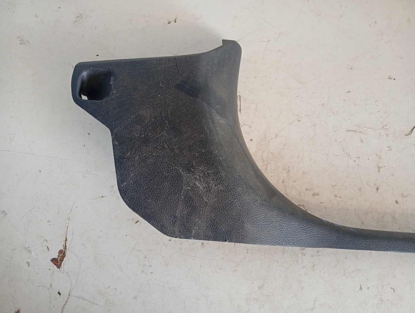 Estribo Inferior Nissan Tiida