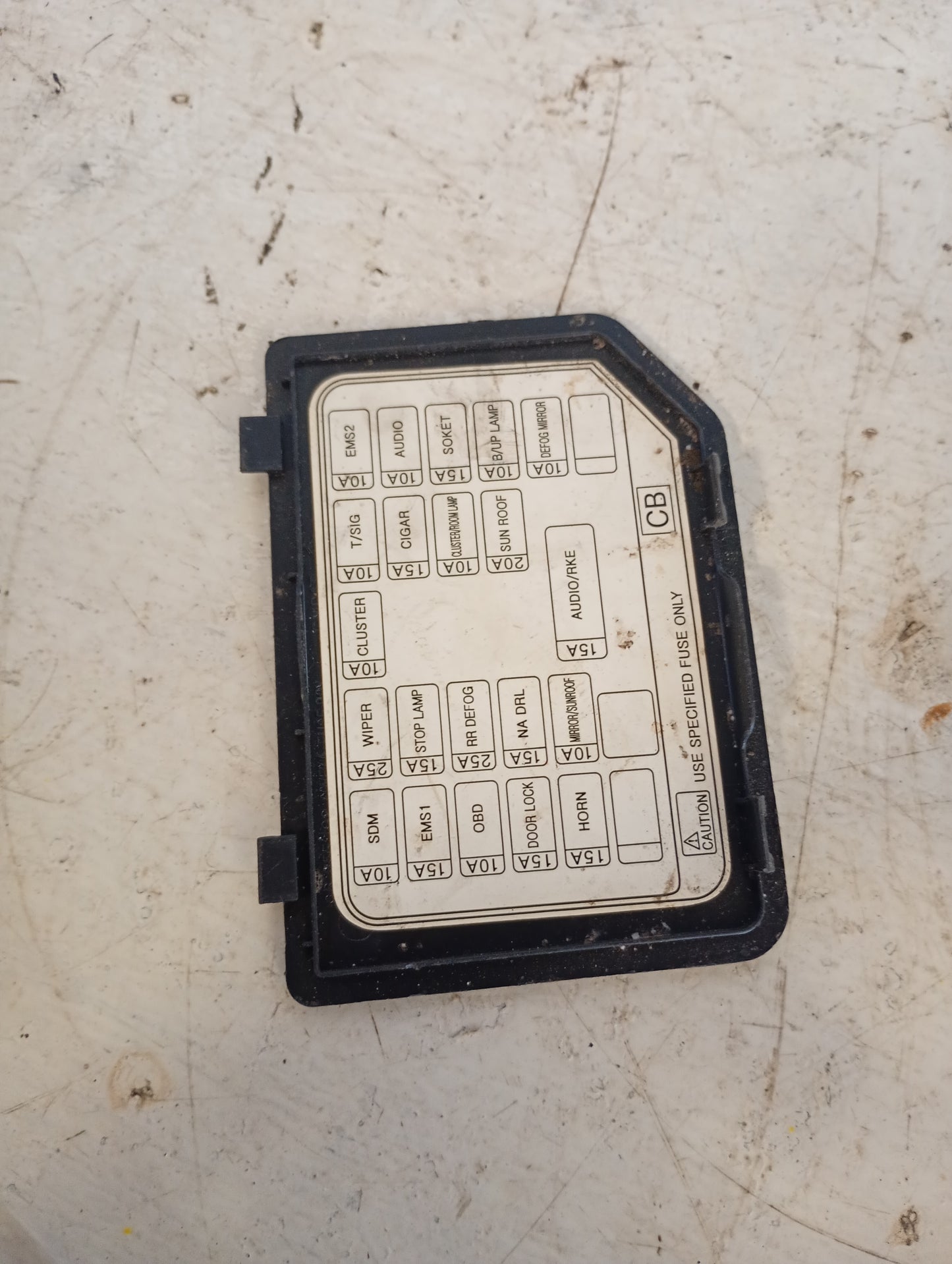 Tapa Fusilera Interna Chevrolet Aveo LS 2006 2010
