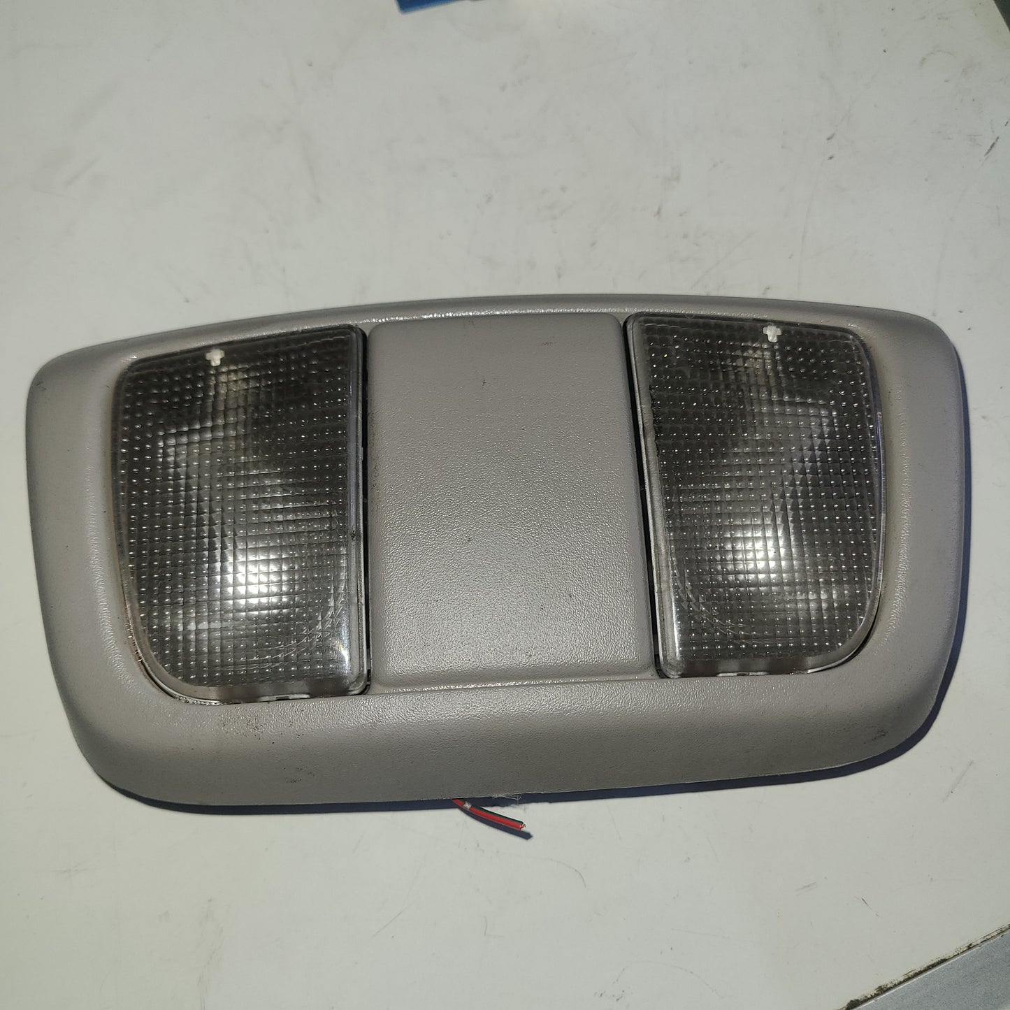 Lampara Luz De Techo Nissan Xterra 2001 2004