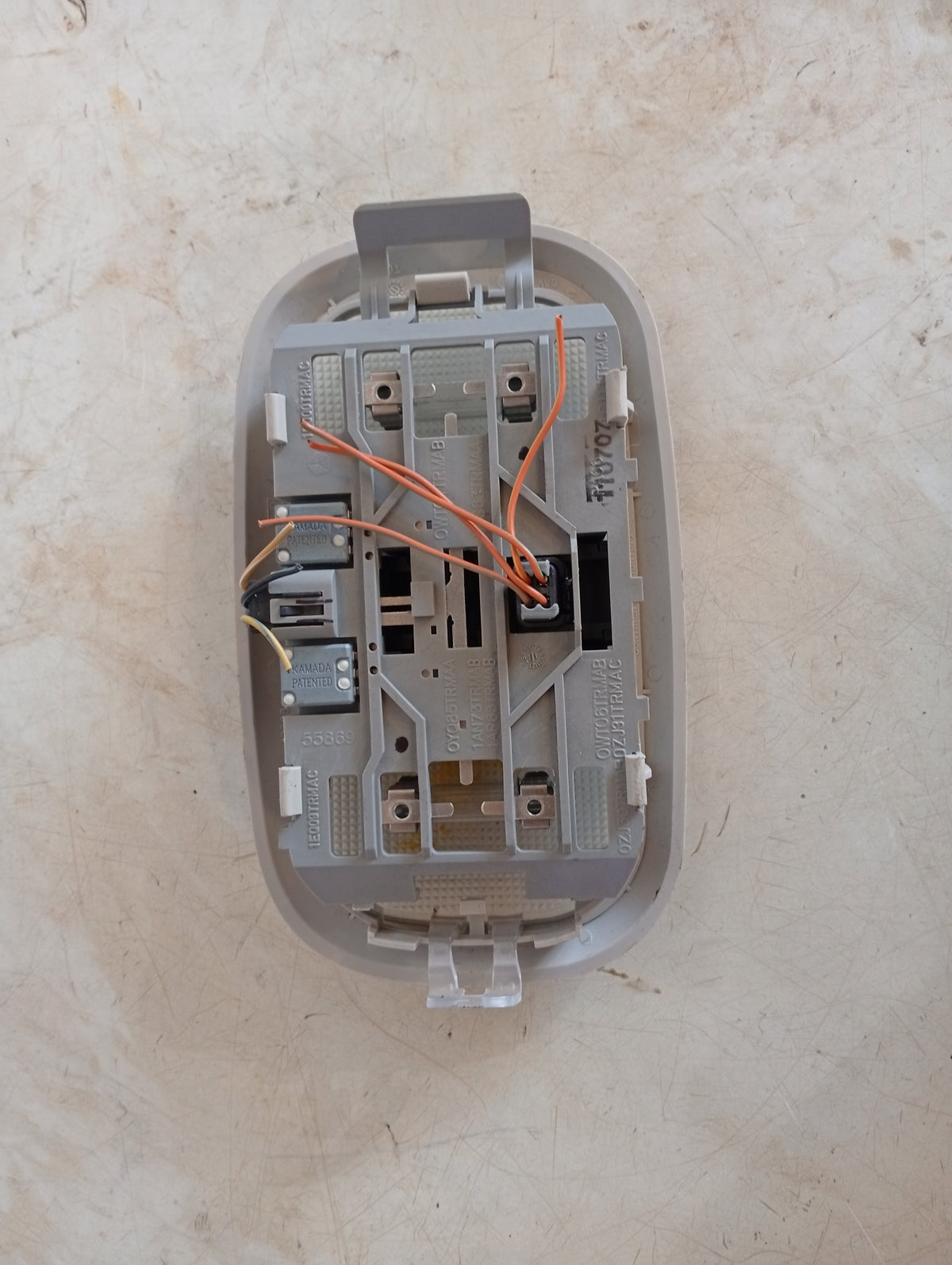 Lampara Techo Delantero Quemacoco Jeep Patriot 2008 2012