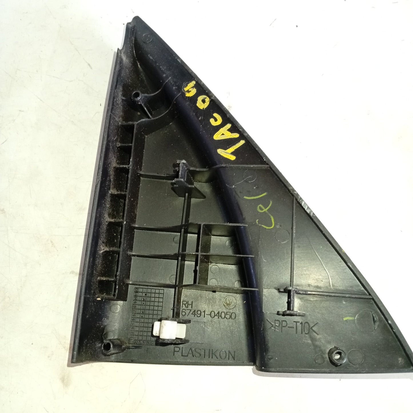 Tapa Triangulo interno Toyota Tacoma 2004 2008
