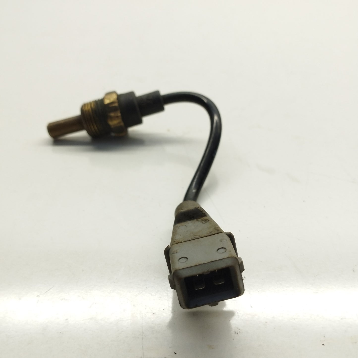 Valvula Temperatura Aceite Hyundai Tucson Sportage 2.0