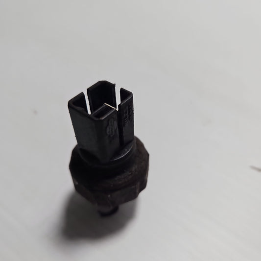 Valvula Presion Aceite Nissan B13 B14