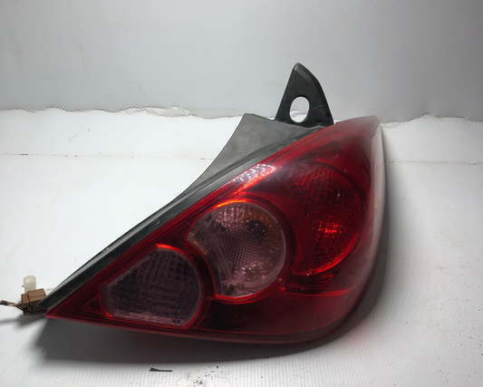 Stop Nissan Tiida Hacthback