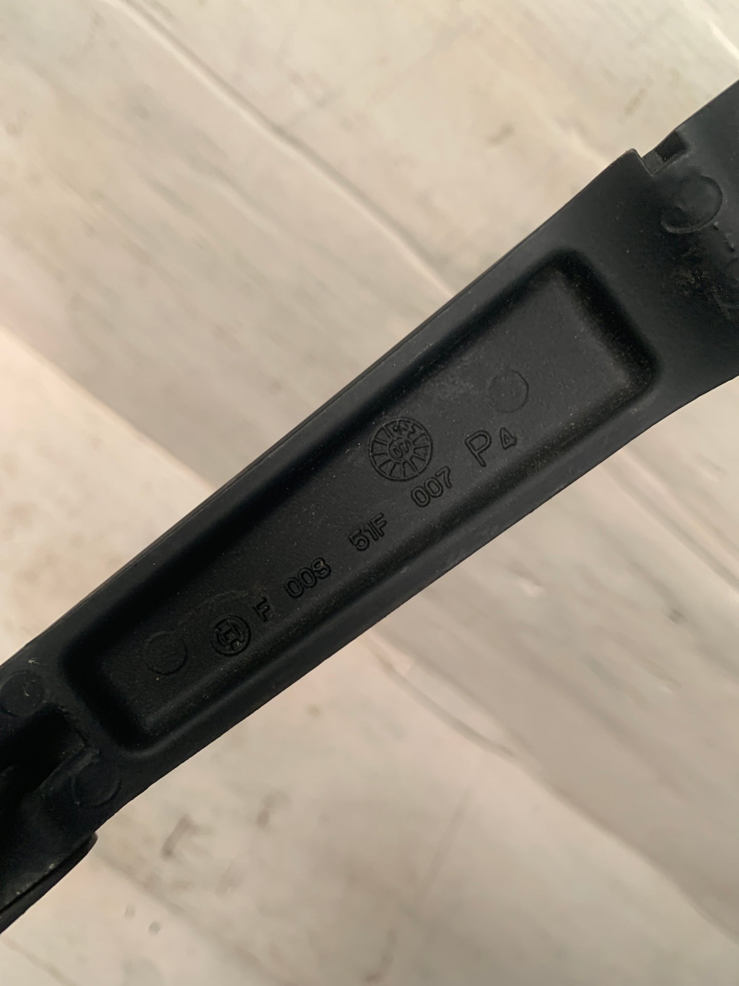 Brazo Delantero Limpia Parabrisa Kia Sportage