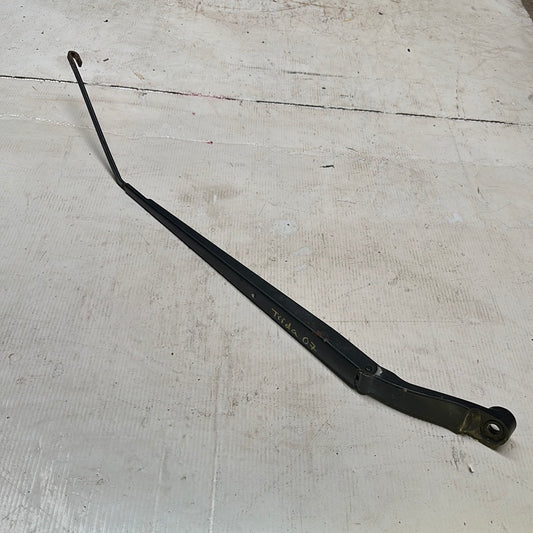Brazo Limpia Parabrisa Delantero Nissan Tiida