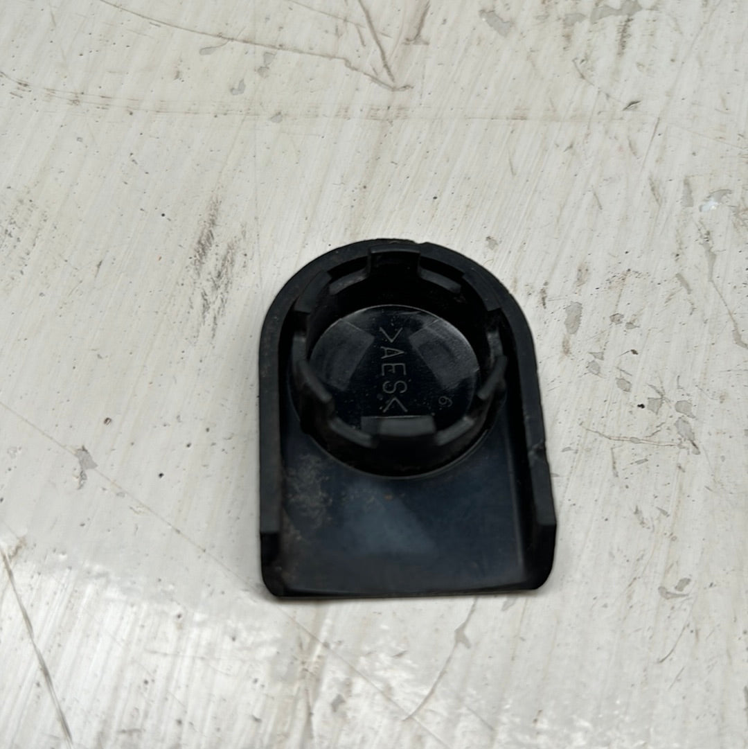 Tapa Tuerca Limpia Parabrisas Nissan Tiida