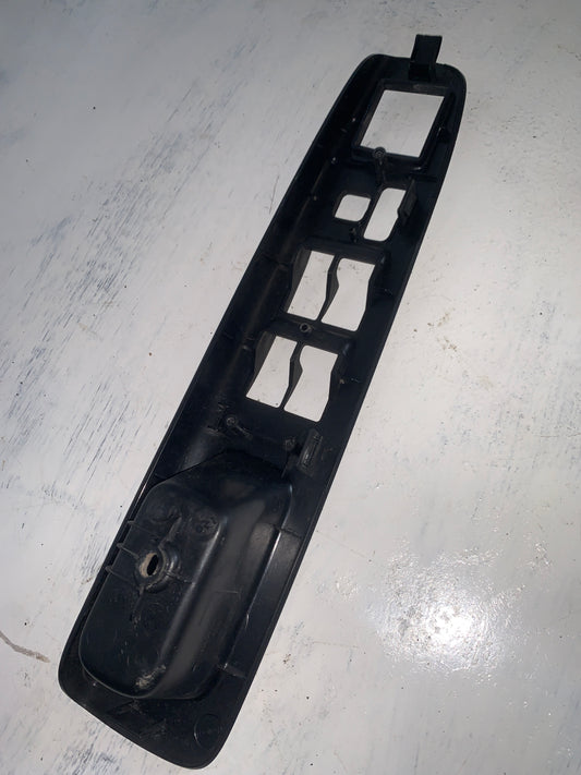 Embellecedor Mando Eleva Vidrio Toyota Camry 2002 2006 Piloto