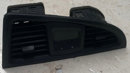 Rejilla Aire Central Reloj Nissan Pathfinder 2001 2004