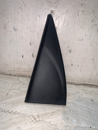 Tapa Triangulo Interna Ford Focus