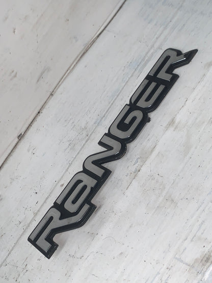 Emblema Letra Ranger Ford
