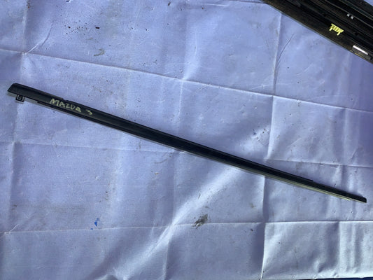 Cepillo Lamevidrio Externo Mazda3