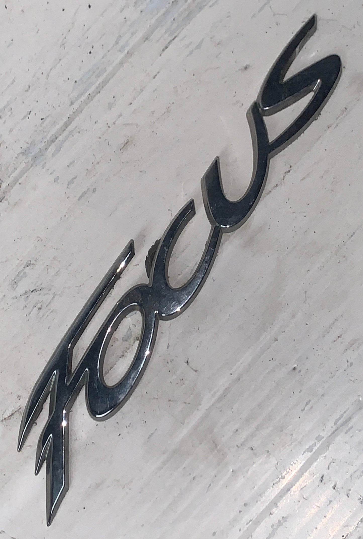 Emblema Letra Focus Ford