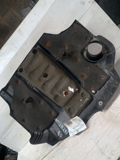 Embellecedor Motor Nissan Pathfinder 2008 V8