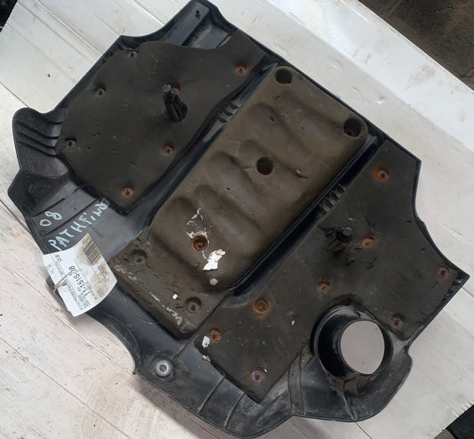Embellecedor Motor Nissan Pathfinder 2008 V8
