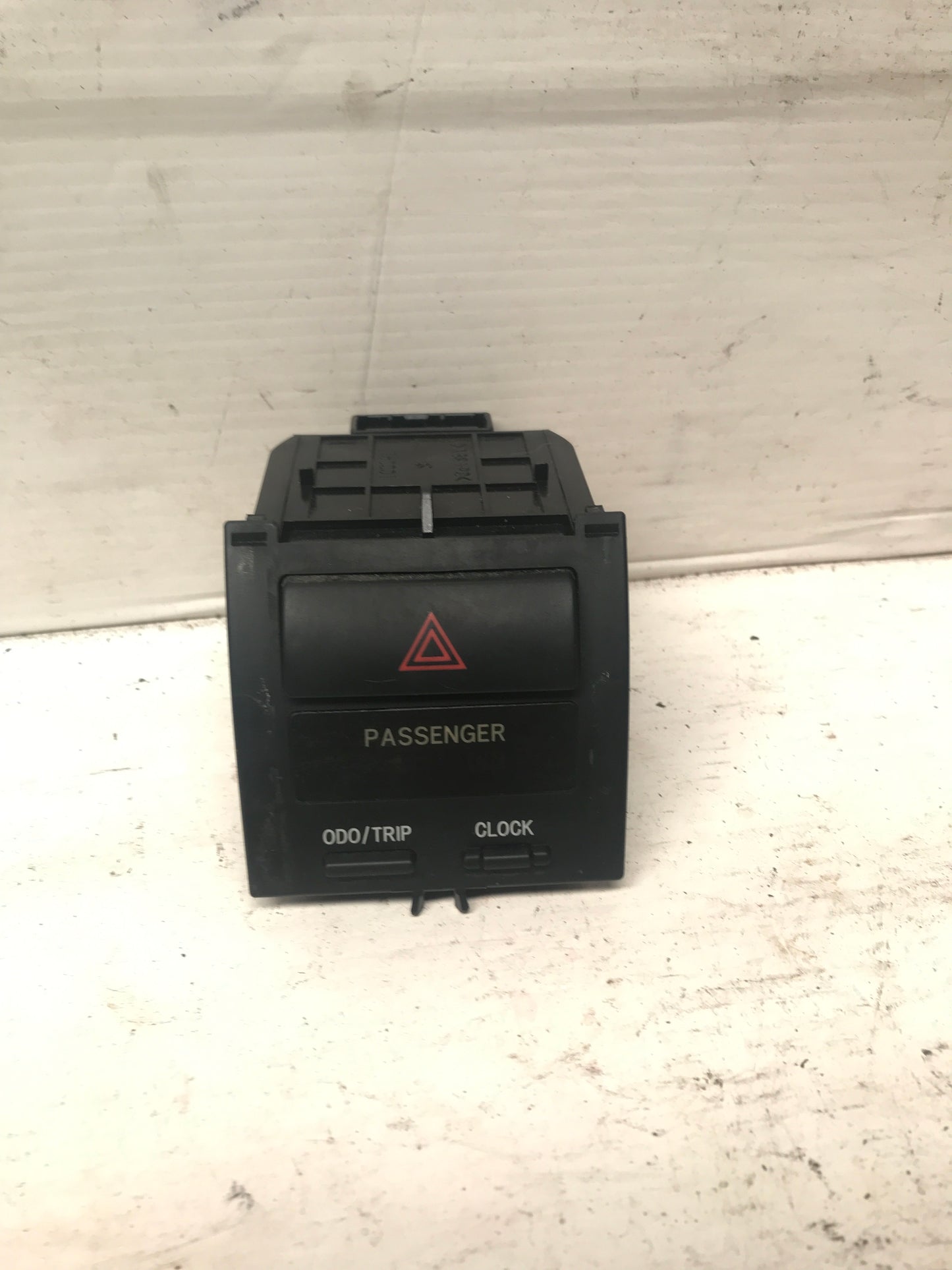 Boton Tecla Luz Emergencia Toyota Yaris Belta 2008 2011