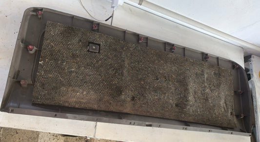Moldura Compuerta Toyota 4Runner 1998 2002