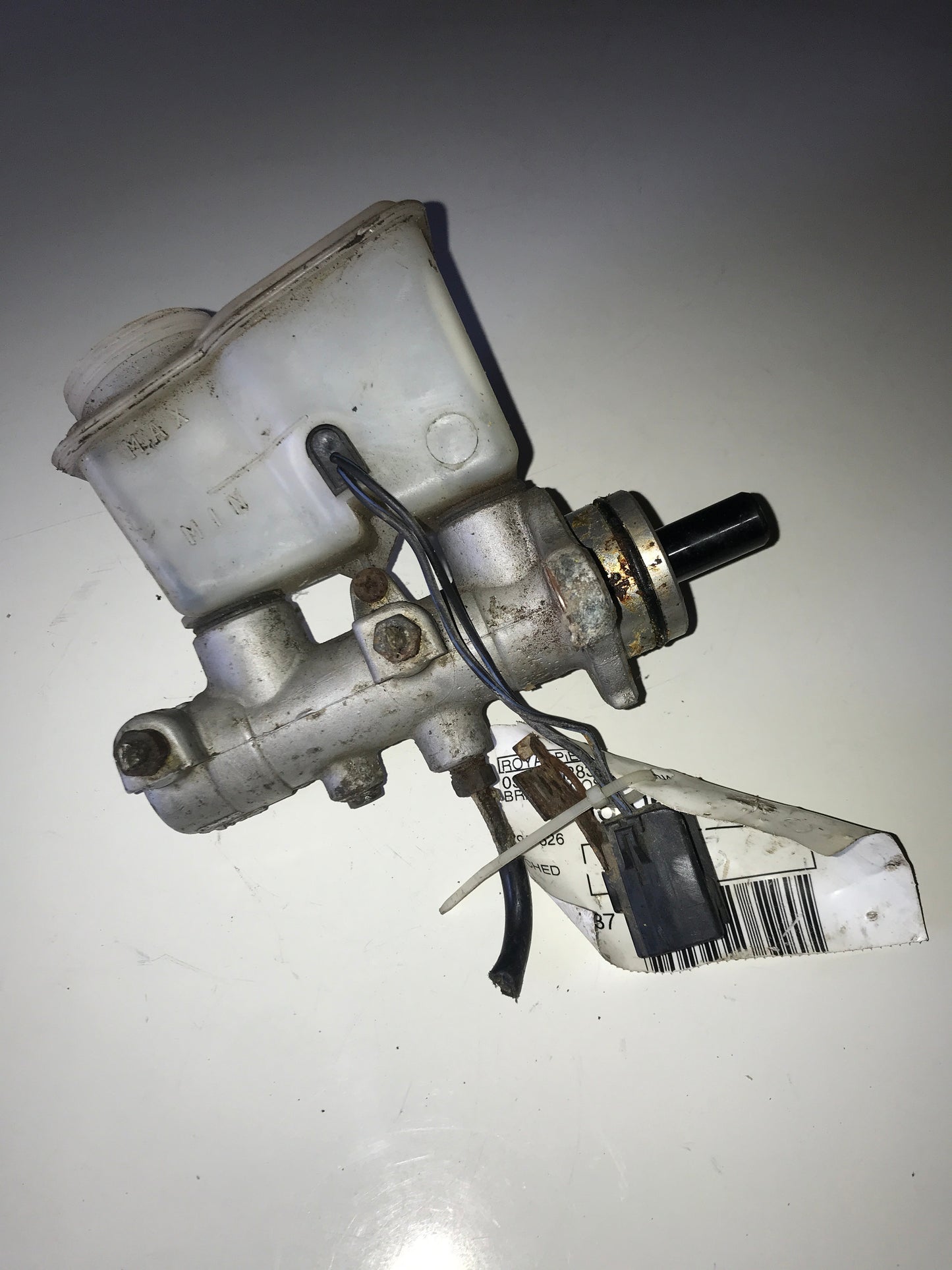Bomba De Freno Mazda 626