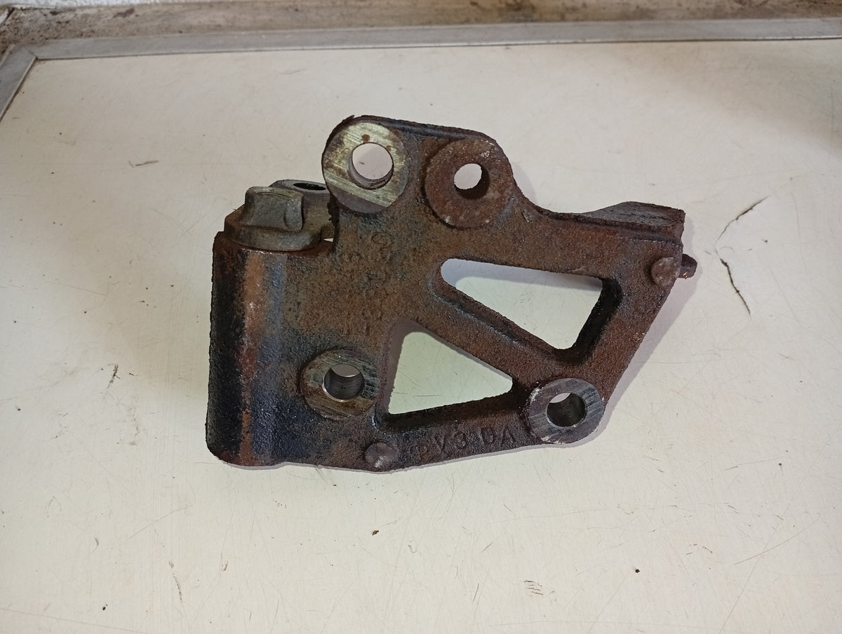 Base Soporte Bomba Direccion Camry 2.2 1992 1996