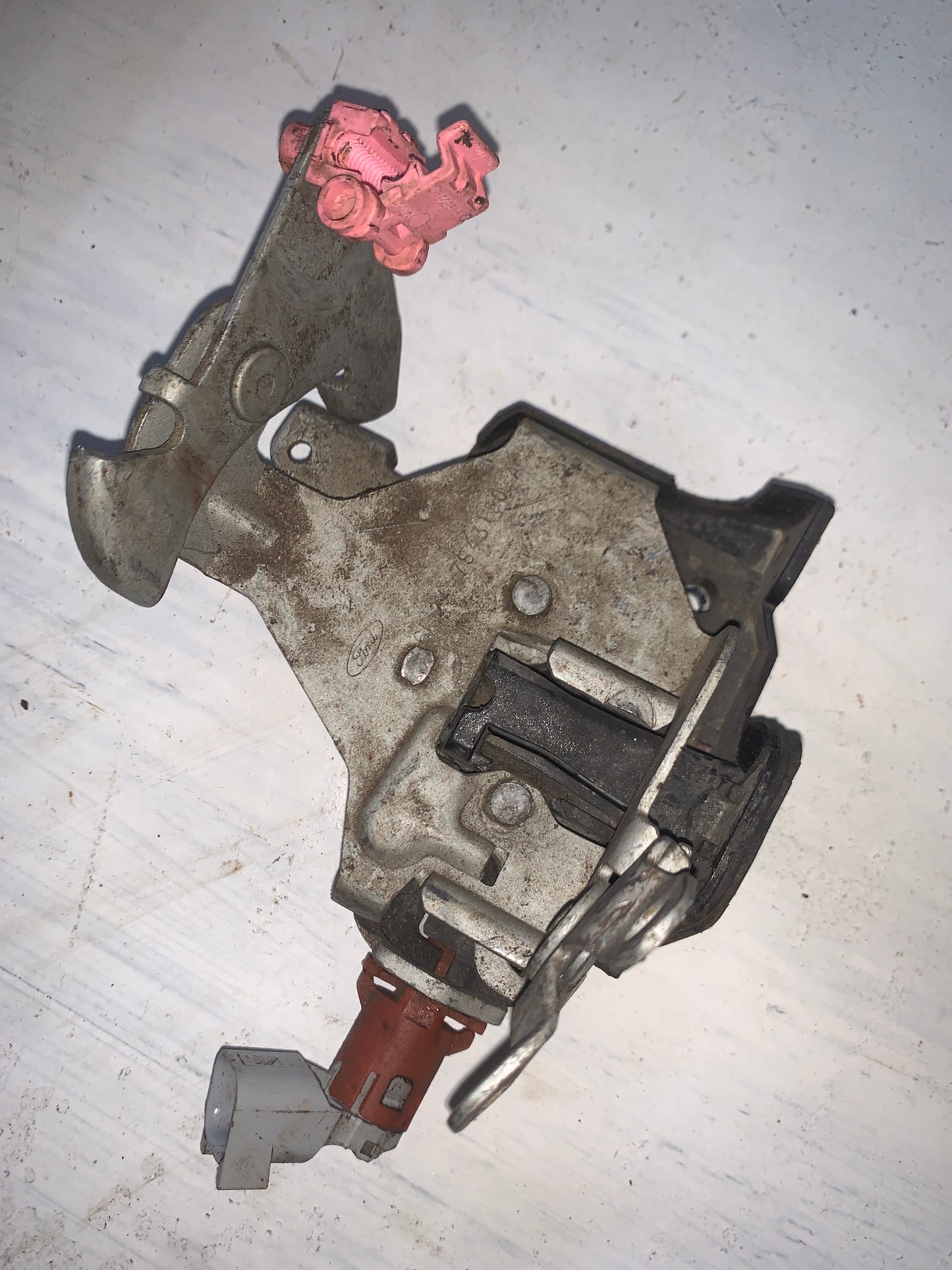 Cerradura Compuerta Inferior Ford Explorer Eddie Bauer 2006 2010