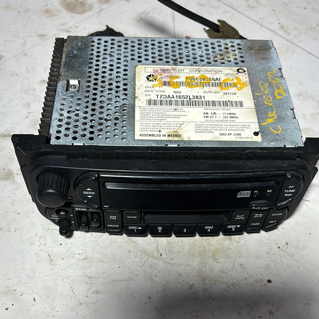 Radio Jeep Grand Cherokee 2002