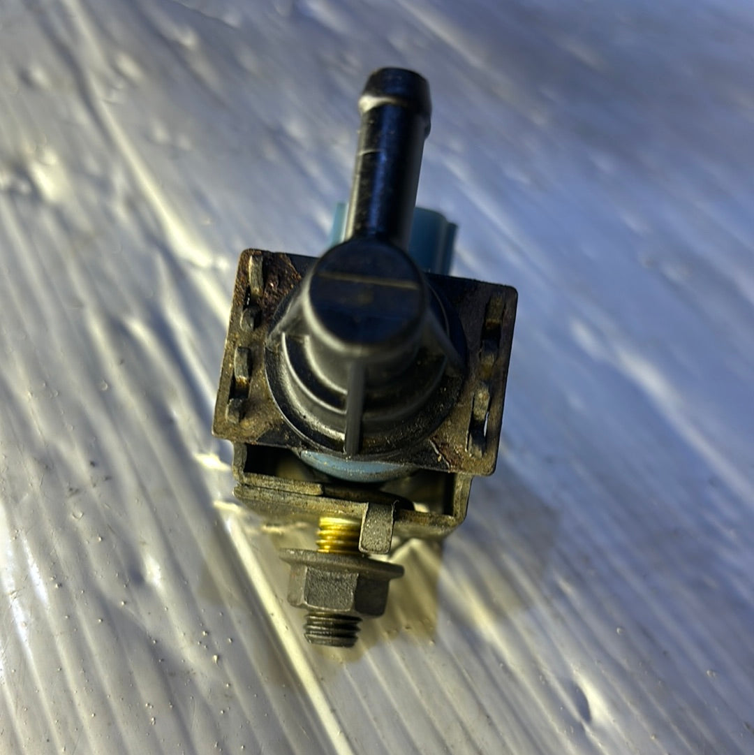 Selenoide Nissan Sentra B15 Almera 2001 2008