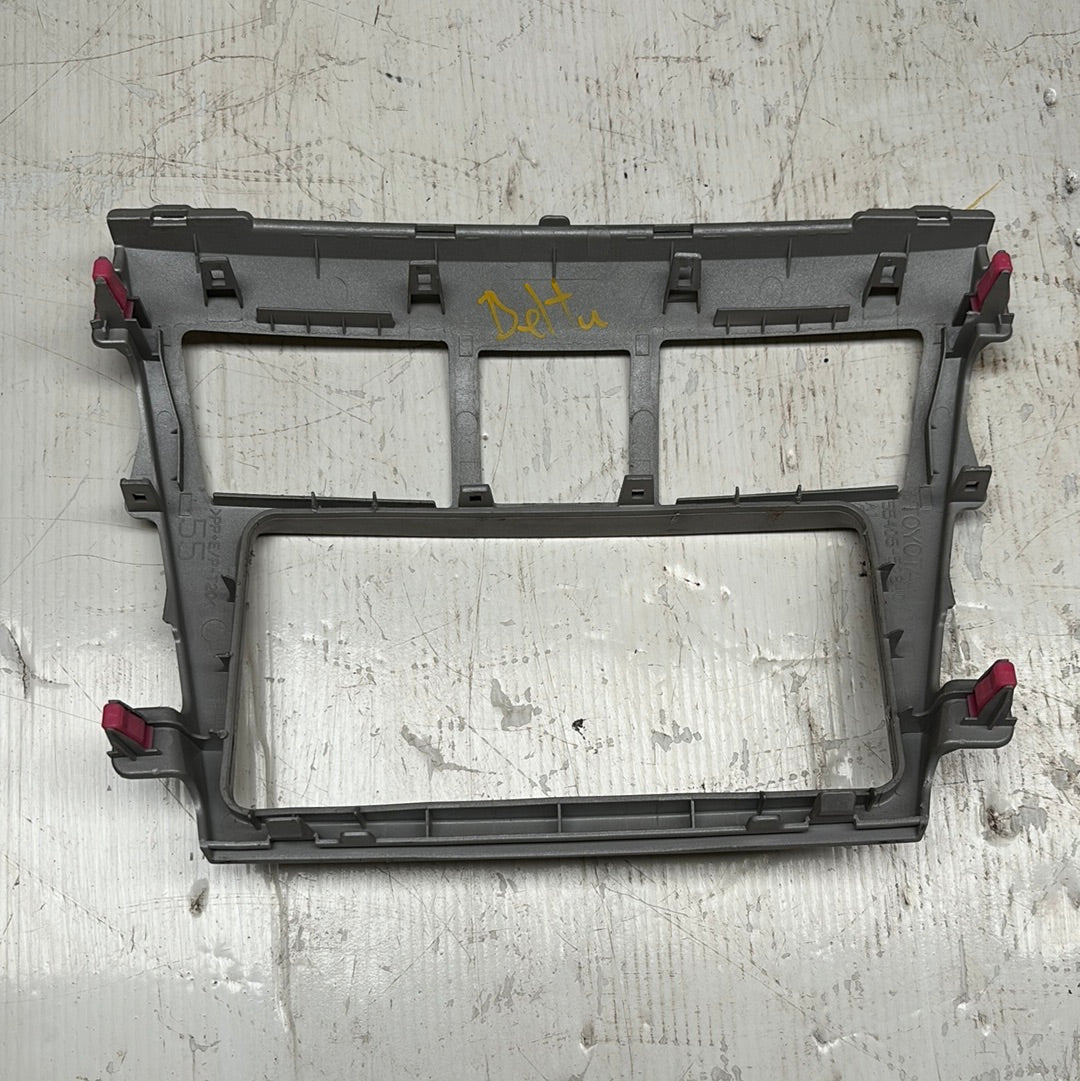 Tablero Moldura Frontal Central Aire Toyota Yaris Belta