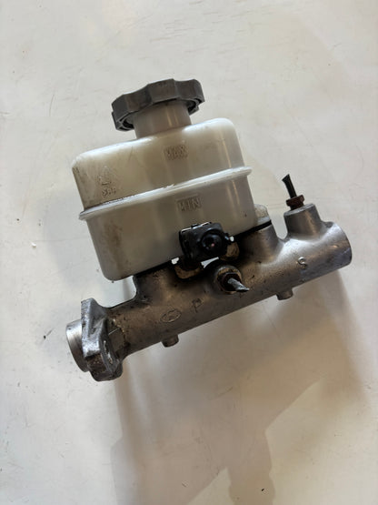Bomba De Freno Hyundai Santa Fe 2.7 2001 2006