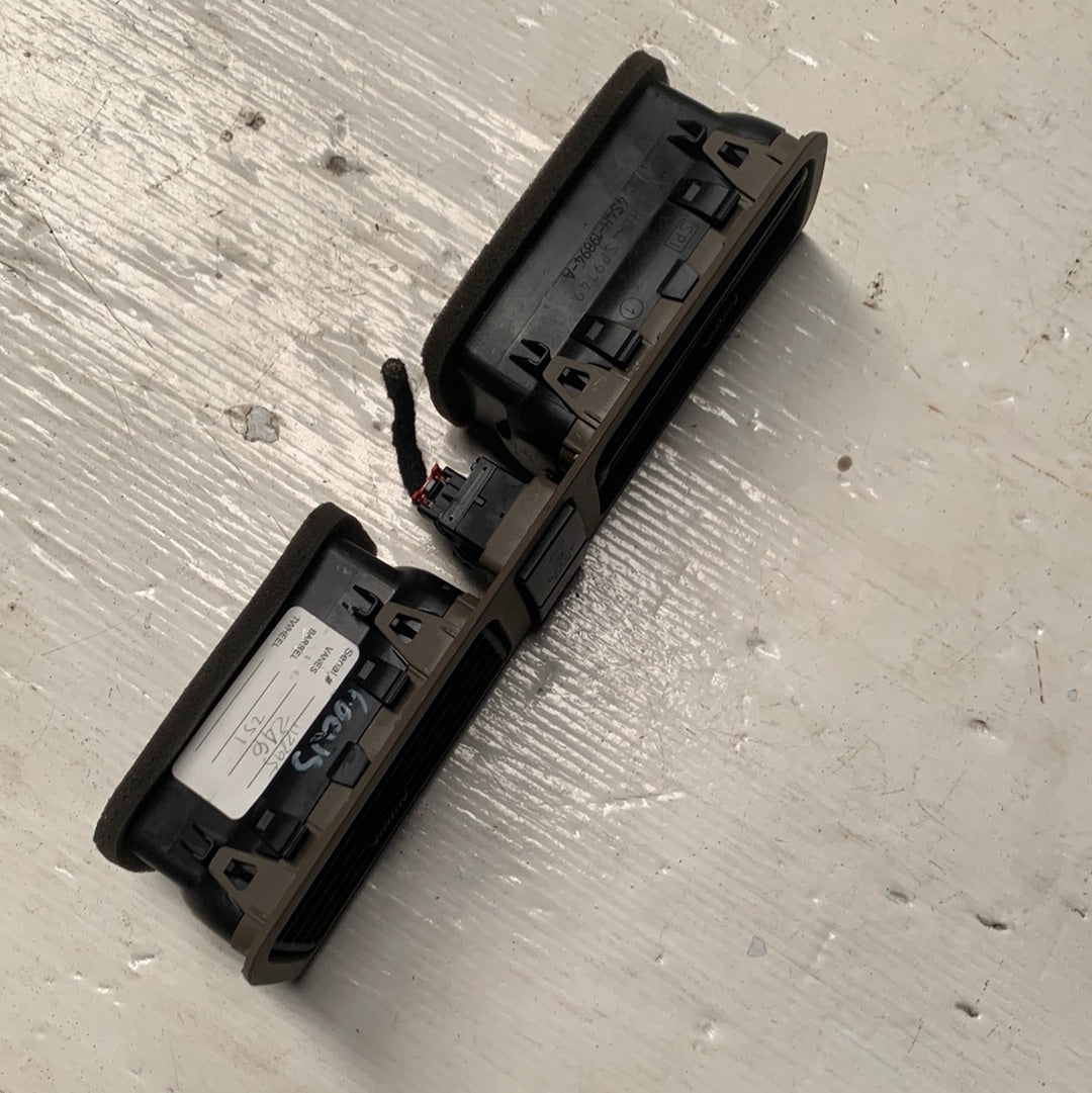 Rejilla Central Aire Ford Focus