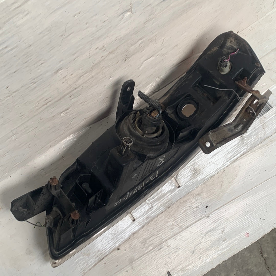 Faro Delantero Nissan Altima 1998 2001