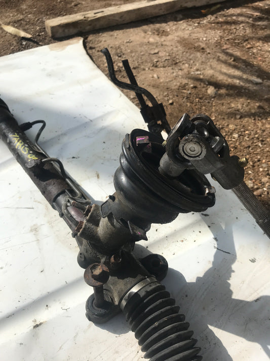 Cajetin Dirección Toyota Yaris 2000 2005