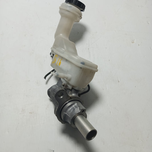 Bomba De Freno Nissan Sentra B16 2.0