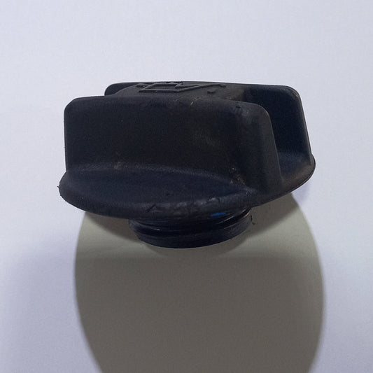 Tapa Aceite Nissan B16 2.5