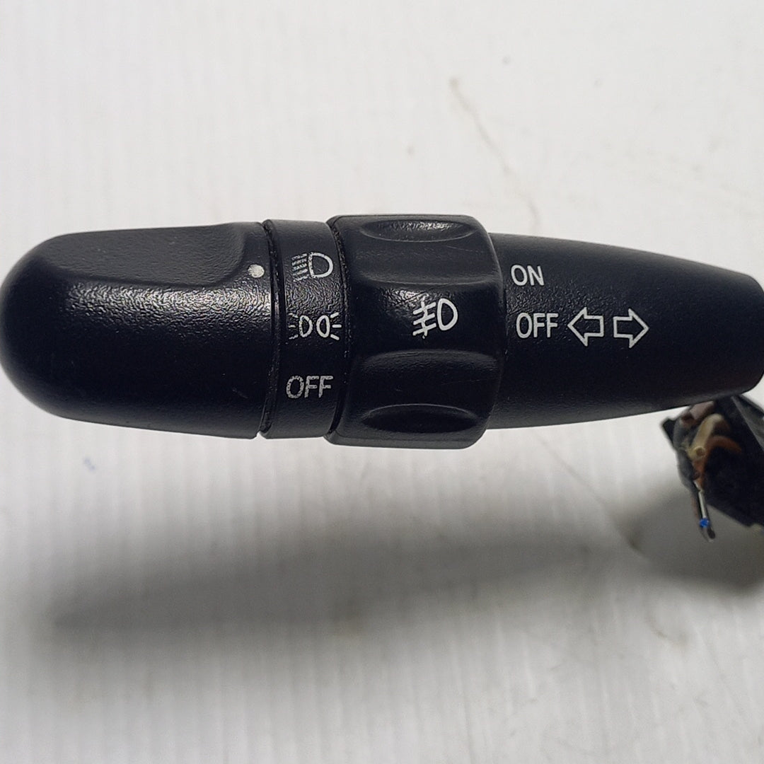 Conmutador Palanca Luz Chevrolet Aveo 2011