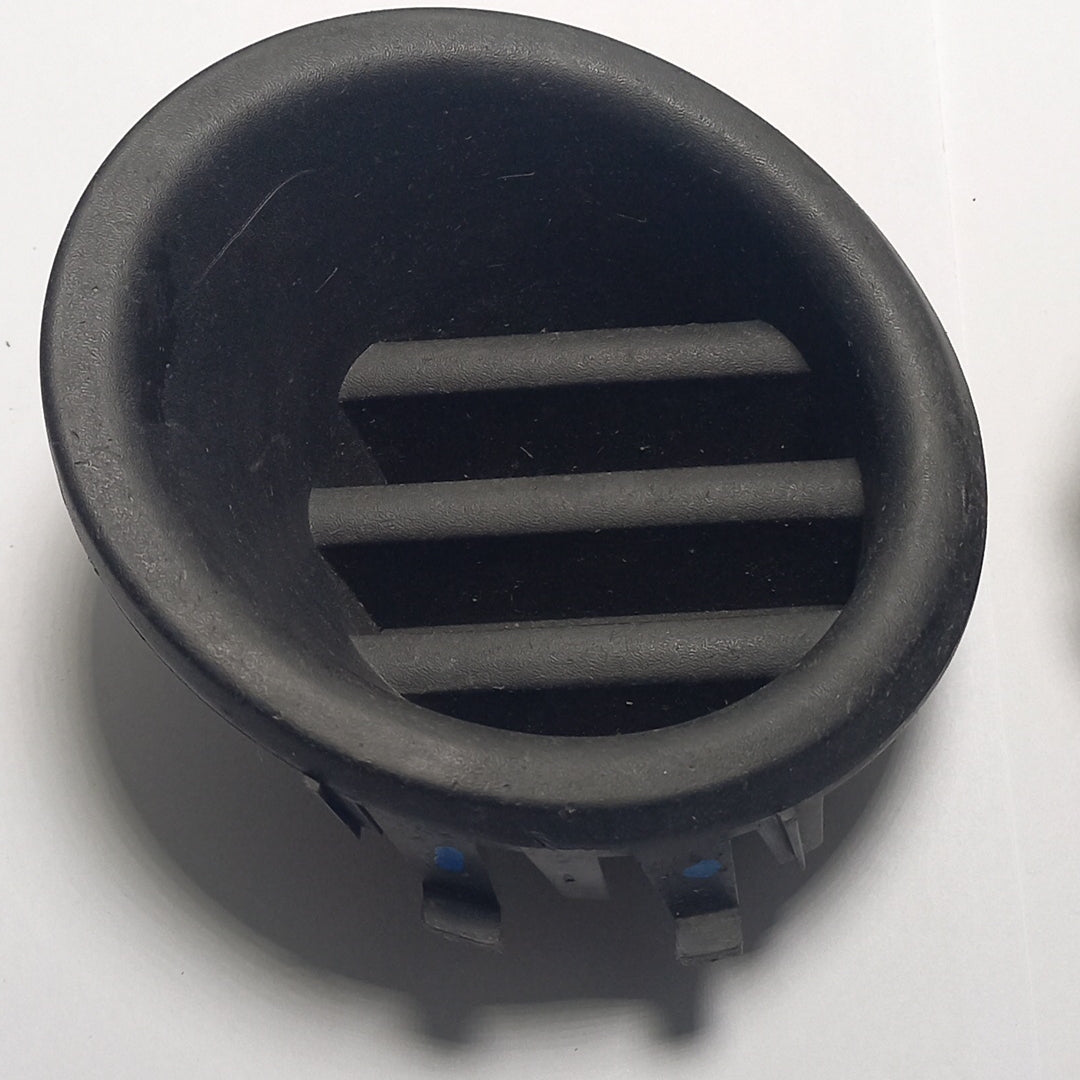 Tapa Antiniebla Nissan Sentra B15 2006 2008