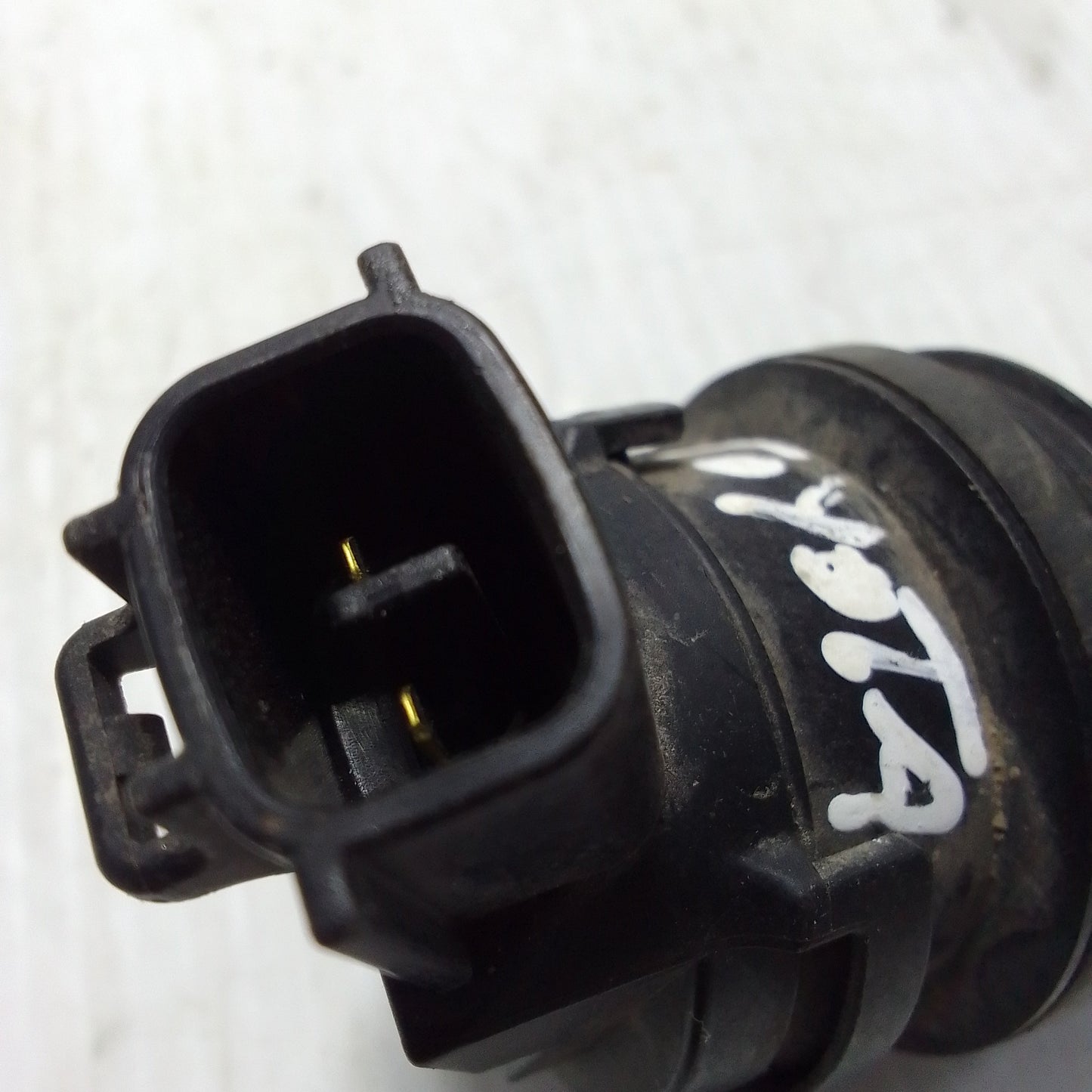 Wipper Bomba Limpia Parabrisas Yaris Mazda 3 6