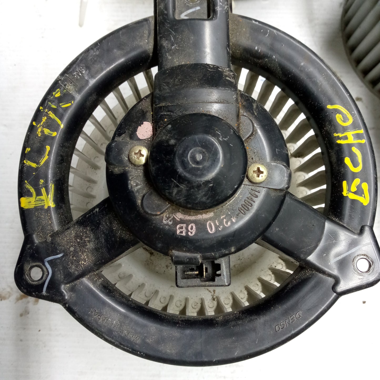 Soplador Aire Acondicionado Toyota Yaris 2000 2005 Importado