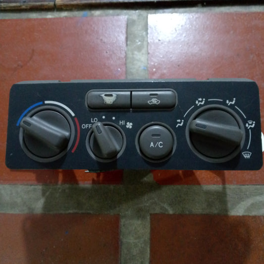 Mando Acondicionado Toyota Corolla 1999 Original