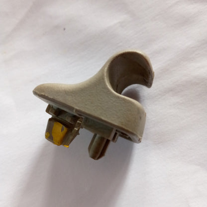 Gancho Tapa Sol Nissan Sentra B15