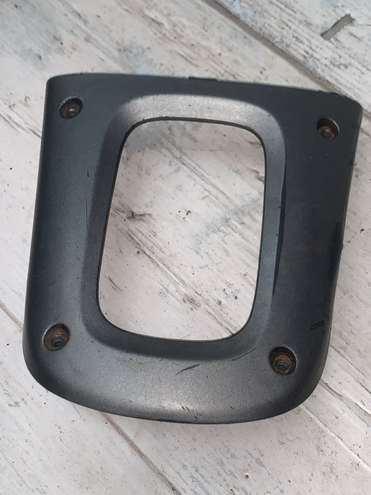 Embellecedor Palanca Central Toyota RAV4 2004