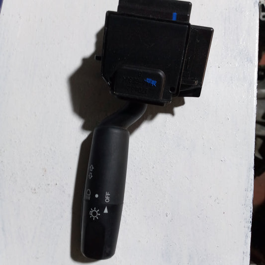 Conmutador Palanca Luz Mazda3 Original