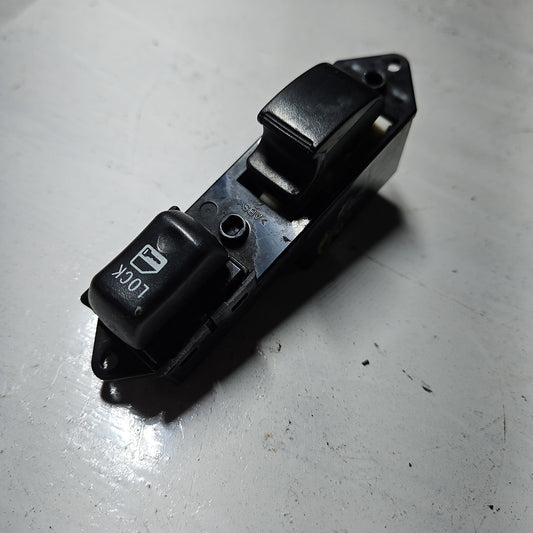 Mando Copiloto Eleva Vidrio Mitsubishi Outlander 2006 2012