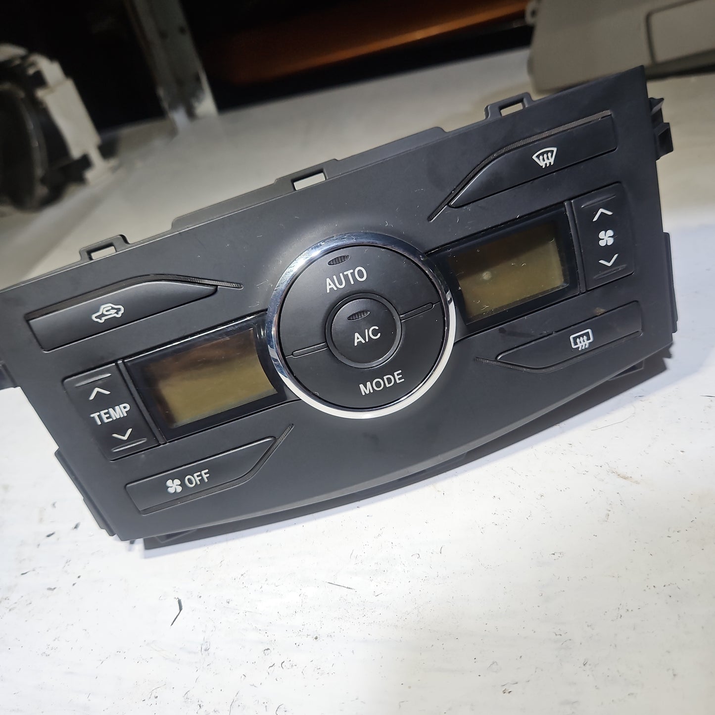 Mando Aire Acondicionado Toyota Corolla GLI 2012 2014 Original
