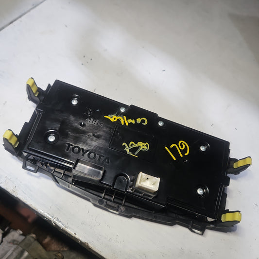 Mando Aire Acondicionado Toyota Corolla GLI 2012 2014 Original