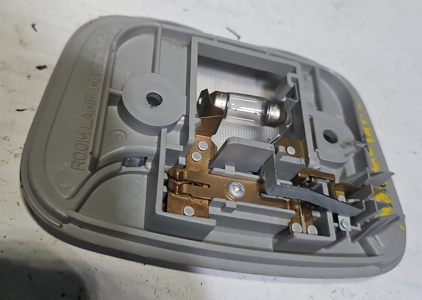 Lampara Techo Central Mitsubishi Outlander 2006 2012