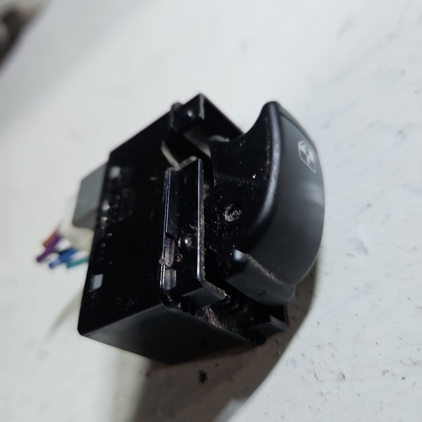 Mando Eleva Vidrio Chevrolet Optra Individual